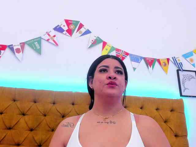 Katty-West webcam