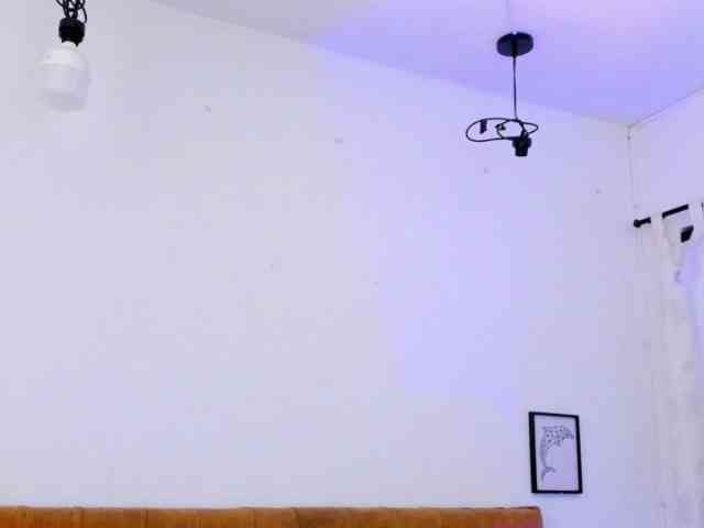 Katty-West webcam