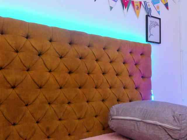 Katty-West webcam