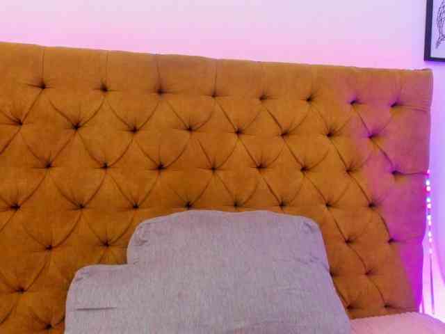 Katty-West webcam