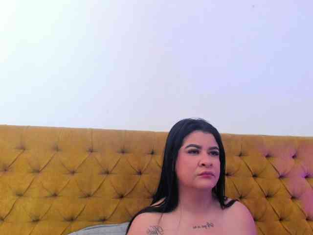 Katty-West webcam