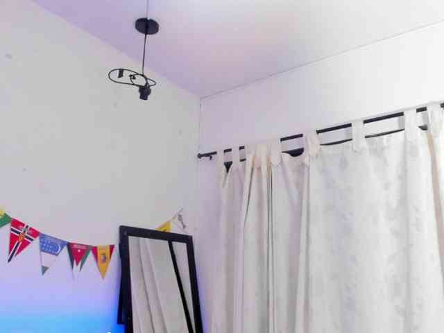 Katty-West webcam