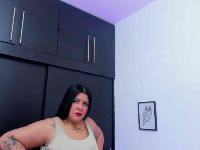 Katty-West webcam