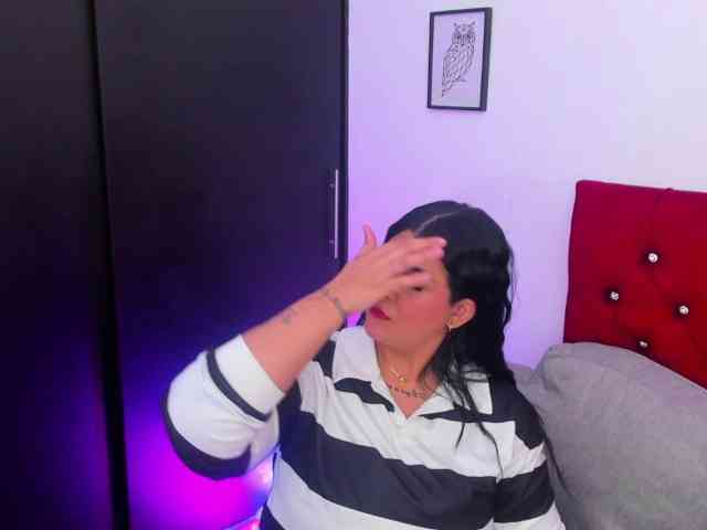 Katty-West webcam