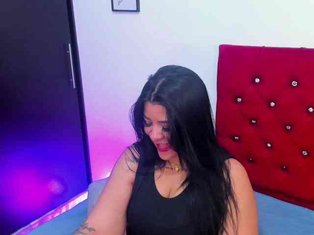 Katty-West webcam