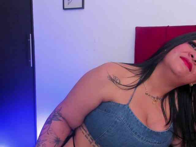 Katty-West webcam