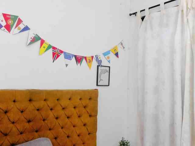 Katty-West webcam