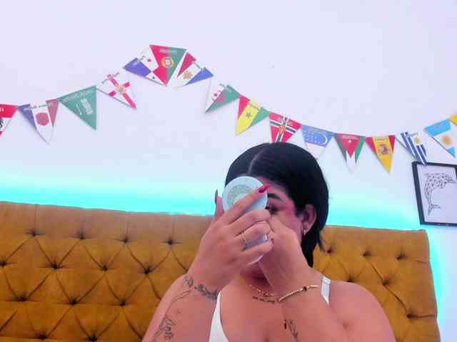 Katty-West webcam