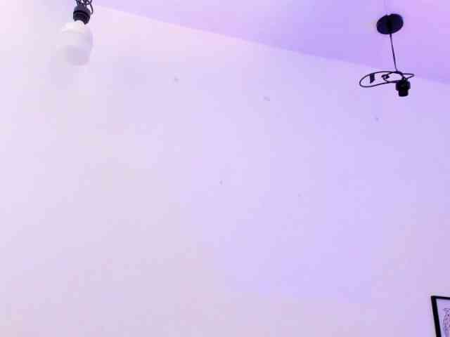 Katty-West webcam