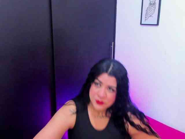 Katty-West webcam