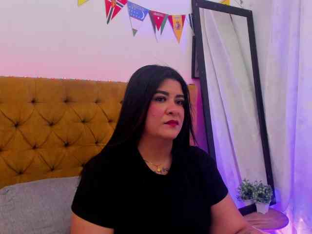 Katty-West webcam