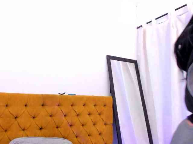 Katty-West webcam