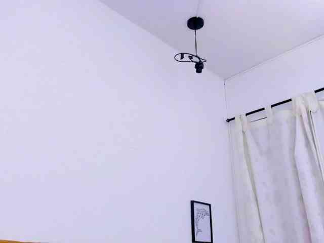 Katty-West webcam
