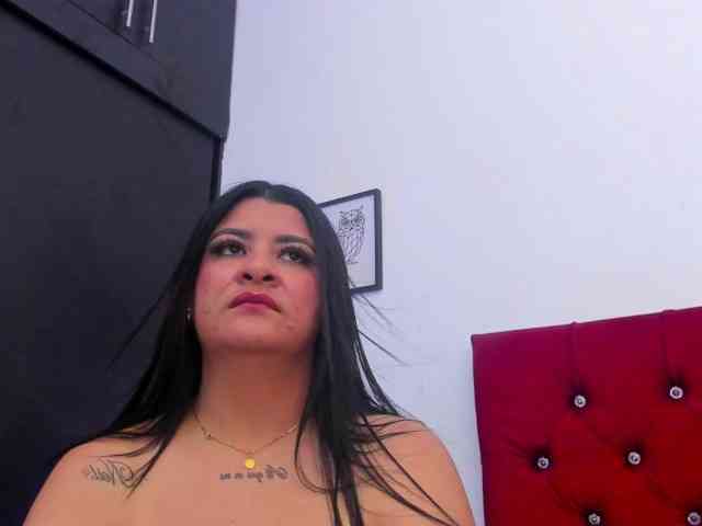 Katty-West webcam