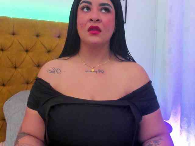 Katty-West webcam