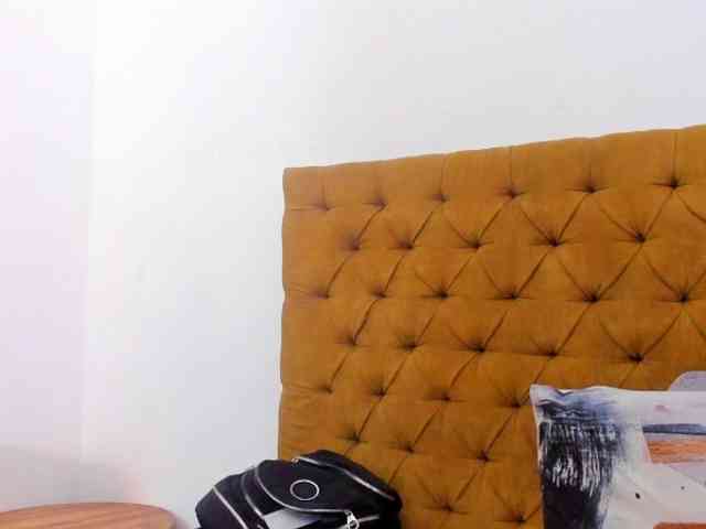 Katty-West webcam