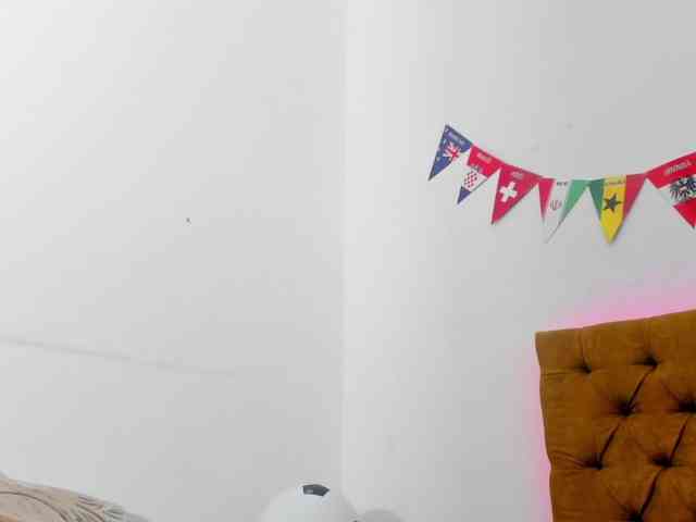Katty-West webcam