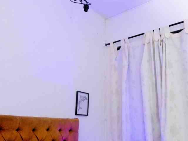 Katty-West webcam