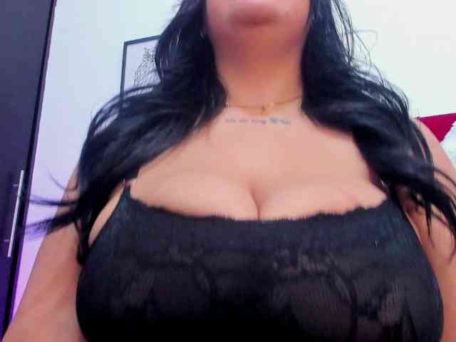 Katty-West webcam