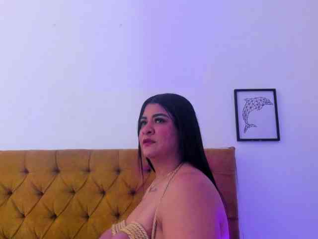 Katty-West webcam