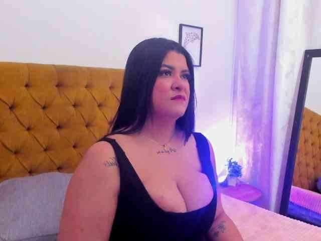 Katty-West webcam