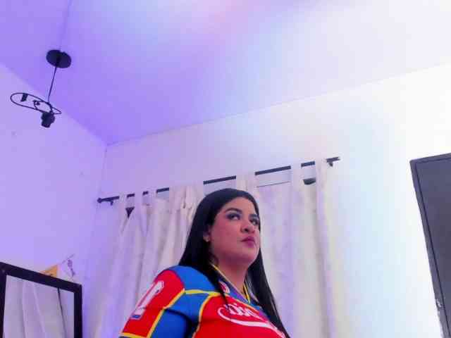 Katty-West webcam