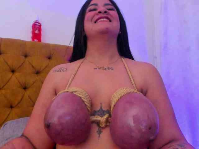 Katty-West webcam