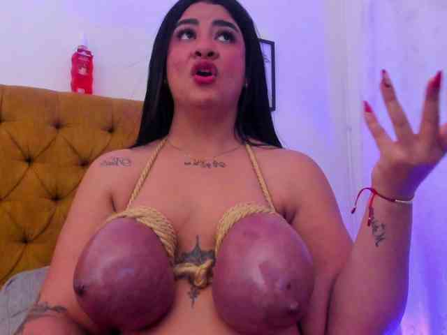 Katty-West webcam