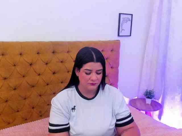 Katty-West webcam