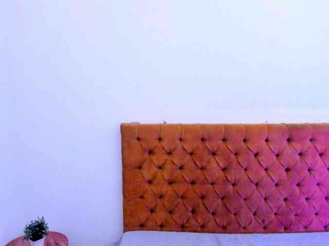 Katty-West webcam