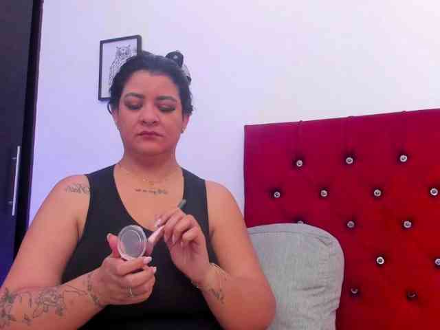 Katty-West webcam