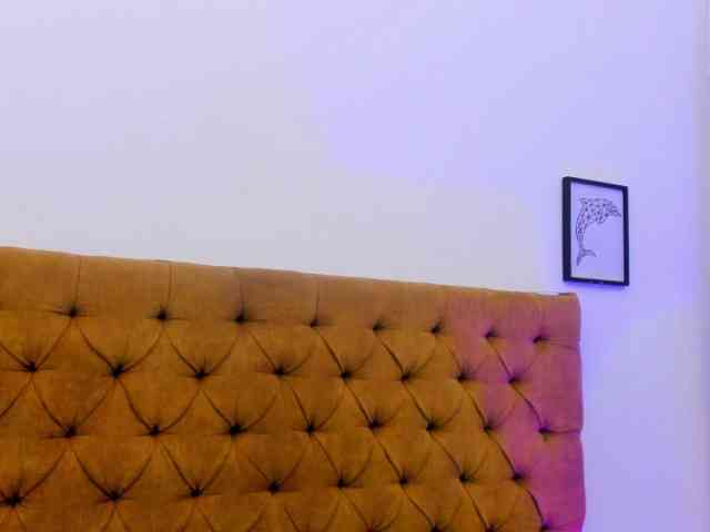 Katty-West webcam