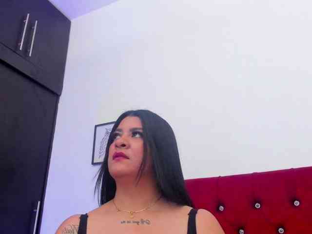 Katty-West webcam