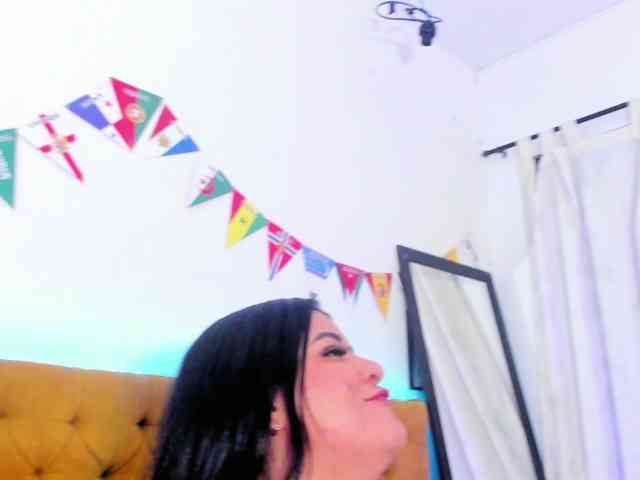 Katty-West webcam