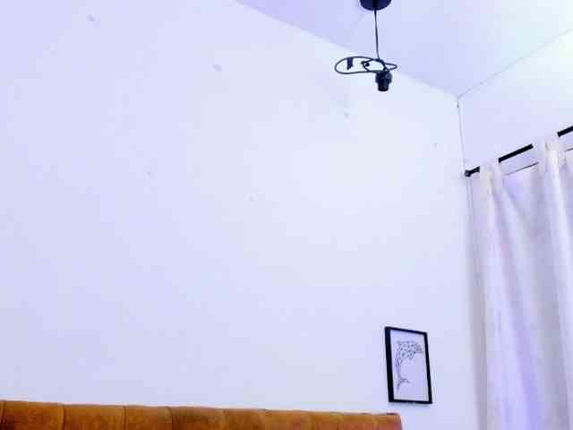 Katty-West webcam
