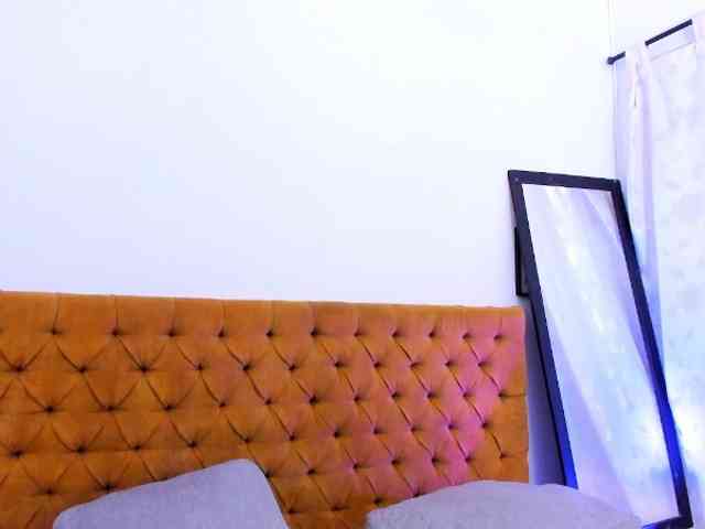 Katty-West webcam