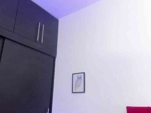 Katty-West webcam