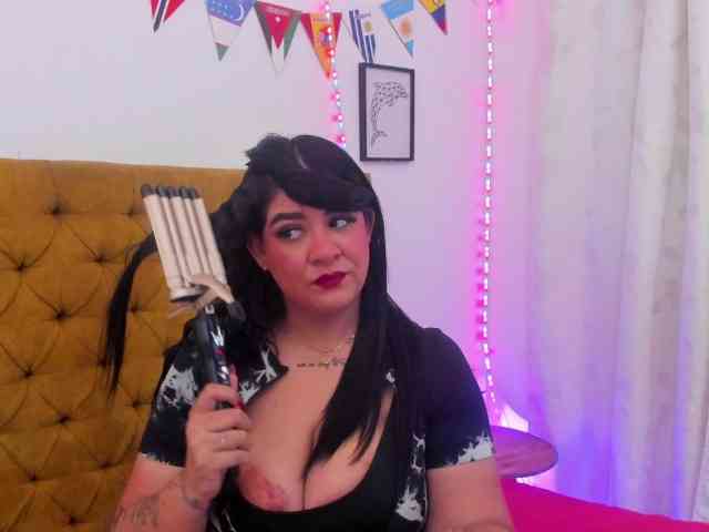 Katty-West webcam
