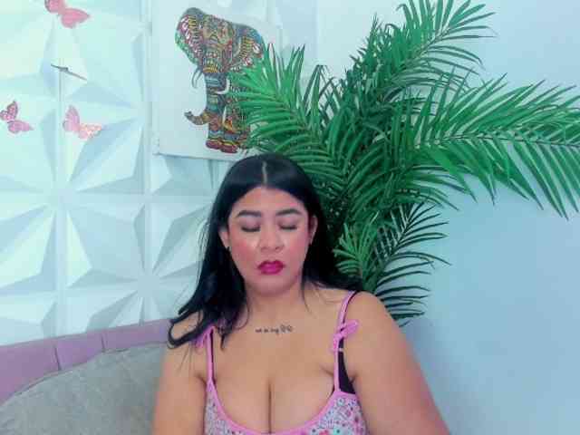 Katty-West webcam