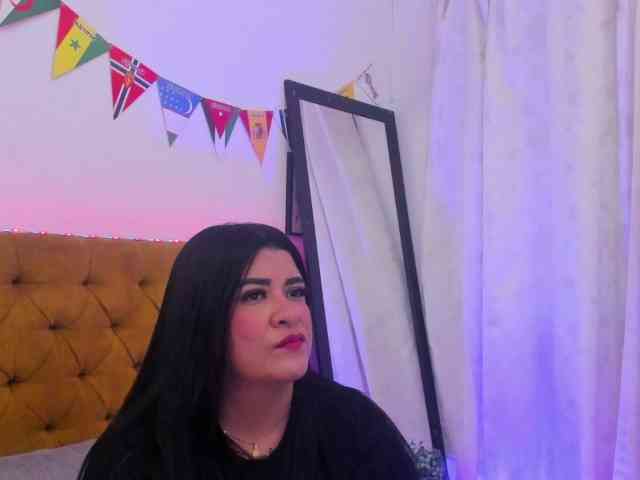 Katty-West webcam