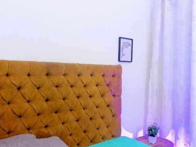 Katty-West webcam