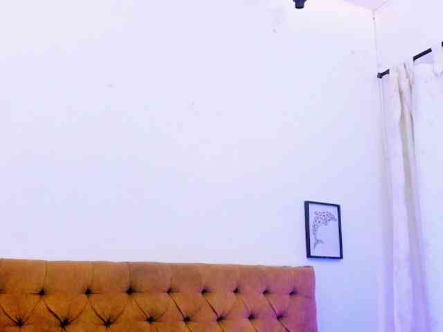 Katty-West webcam