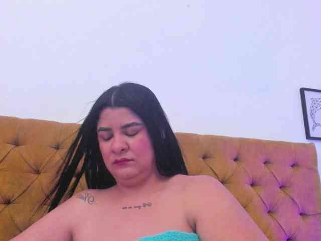 Katty-West webcam