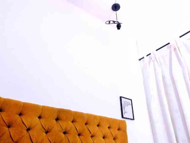 Katty-West webcam
