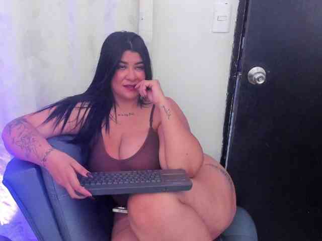 Katty-West webcam