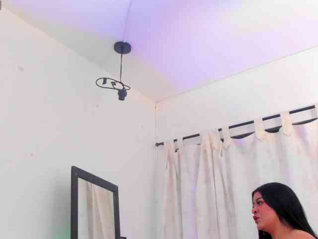 Katty-West webcam