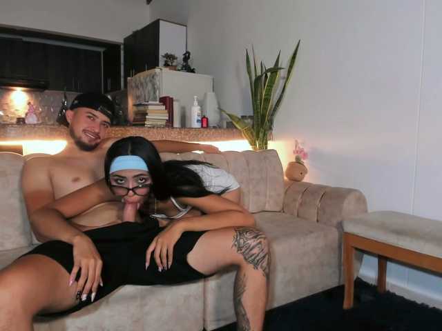 Live трансляция HoneyLuxuryCouple - Runet.cam