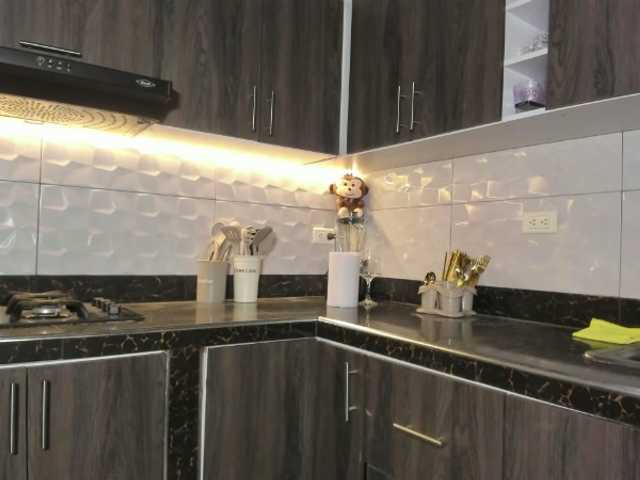 HoneyLuxuryCouple