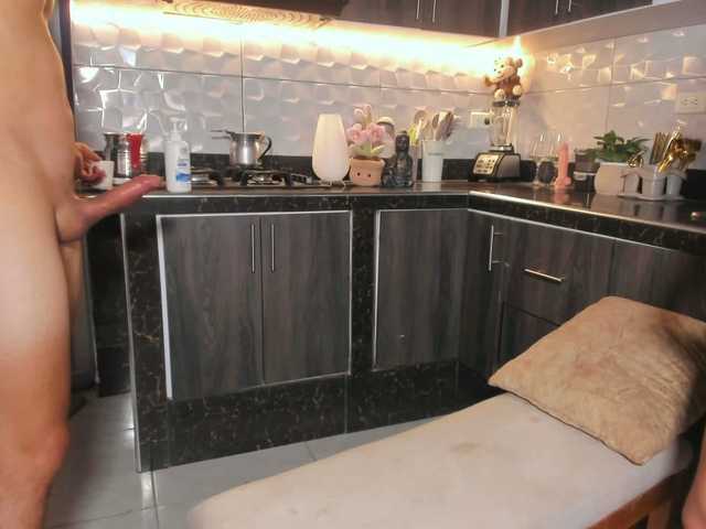 HoneyLuxuryCouple