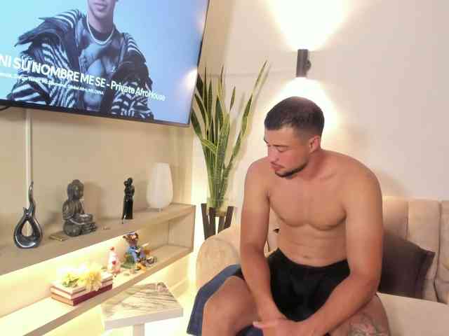 Modelo: HoneyLuxuryCouple